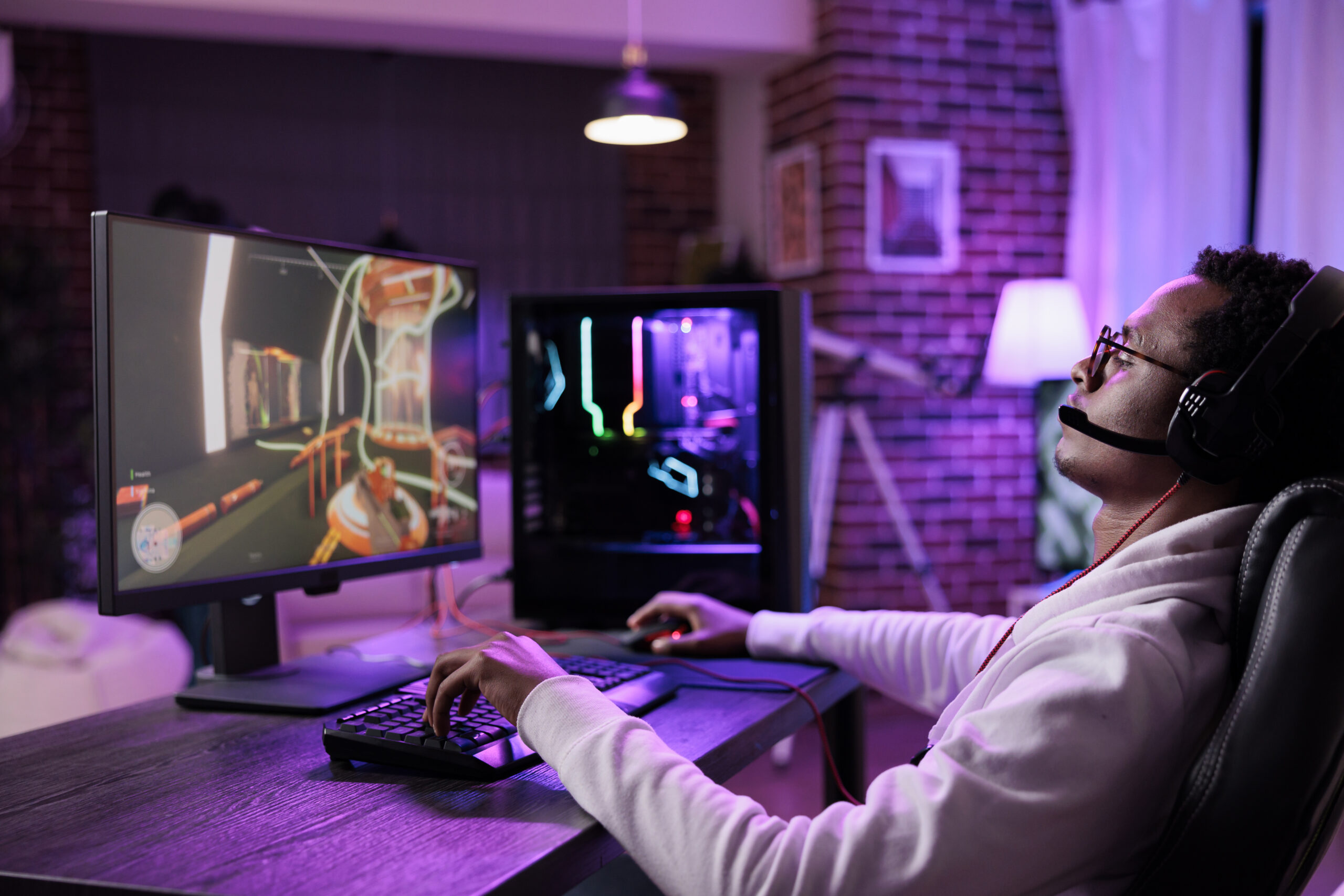Alerta aos gamers: Xingamento em jogos online agora é crime