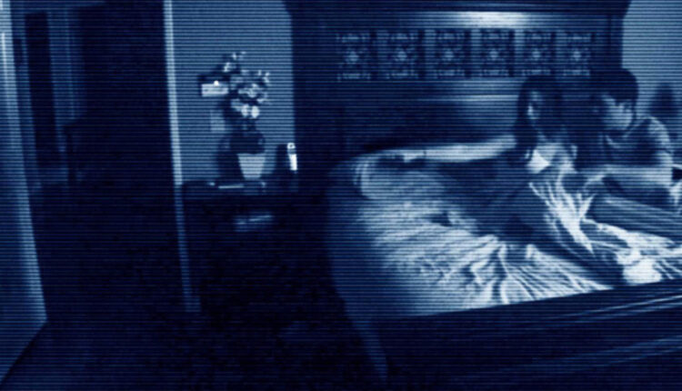 Paranormal Activity: Found Footage, anunciado pela DreadXP e Darkstone Digital, promete ser uma experiência de terror intensa baseada na popular franquia de filmes. Previsto para 2026, o jogo trará um sistema de assombração avançado que reage às ações dos jogadores.