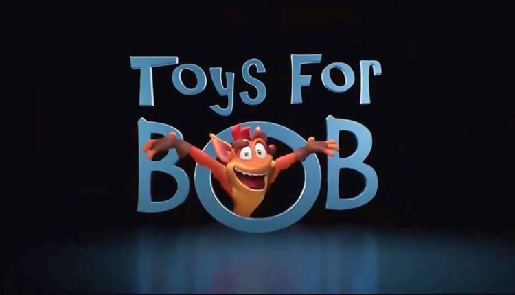 Desfazendo rumores de fechamento, a Toys for Bob adota o trabalho remoto e se mantém ativa sob o suporte da Microsoft, prosseguindo com projetos de Crash Bandicoot e Spyro.