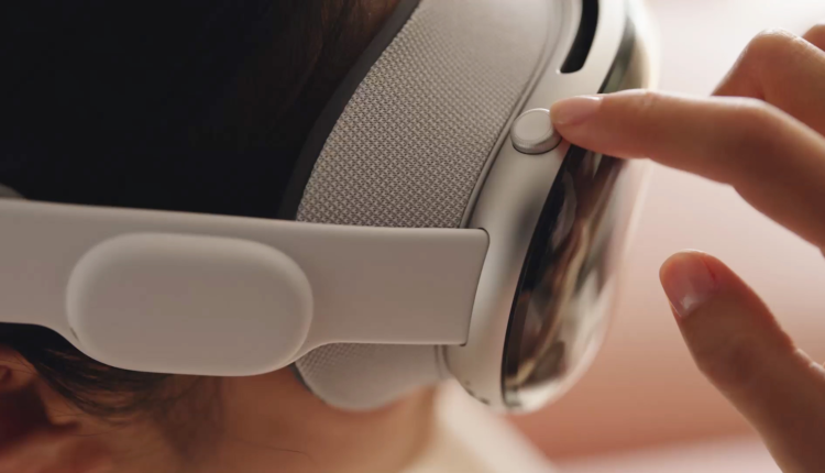 Apple Vision Pro revoluciona: suporte a streaming de PS5 e mais! Descubra jogos além da tela, mergulhe em mundos virtuais.