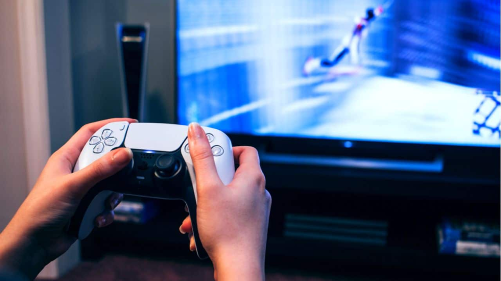 Proteja seu PS5 de surpresas elétricas! Adquira o iClamper agora e garanta jogos ininterruptos. Não espere o próximo raio cair!
