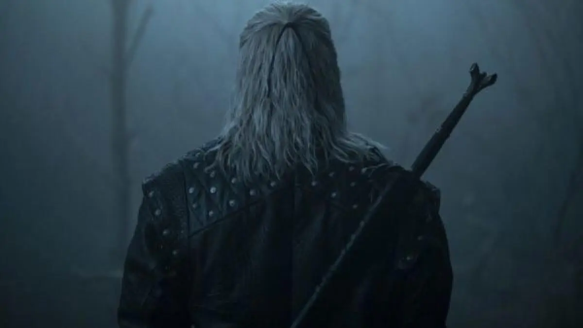 The Witcher – Veja a primeira IMAGEM OFICIAL de Liam Hemsworth como Geralt