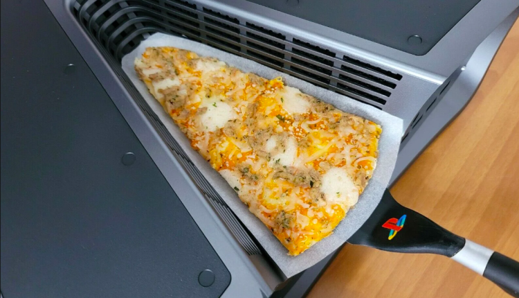 PlayStation 5 vira forno de pizza? Não é brincadeira! Veja todos os detalhes dessa história inusitada e descubra como isso aconteceu. Leia agora!