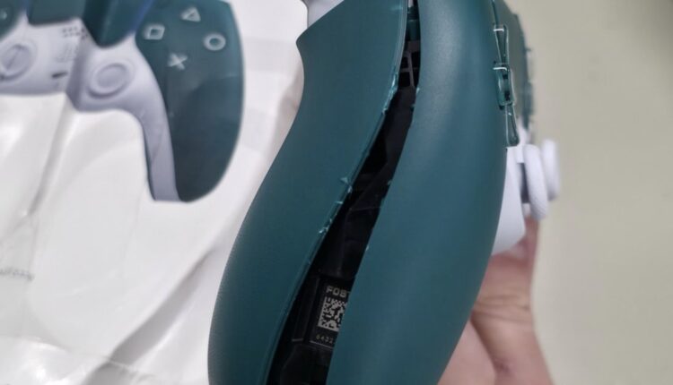 Rare PS5 DualSense Controller Worth $1,300 'Completely Destroyed' in Transit