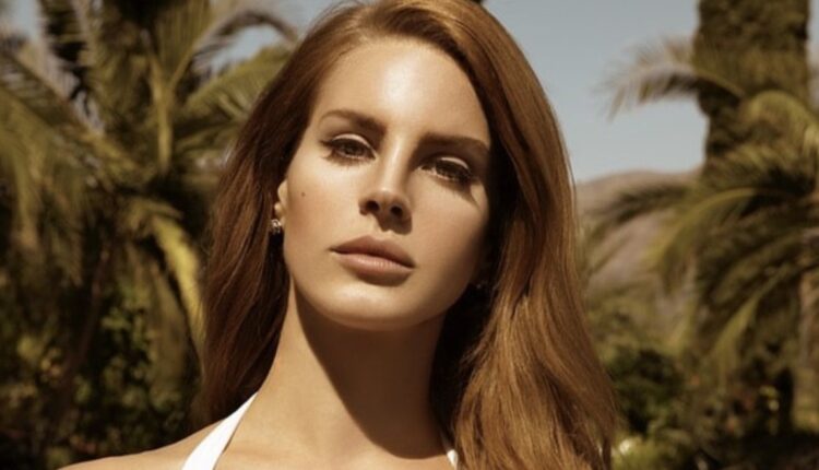 Grammy Winner Lana Del Rey Potentially in Line to Sing 007 First Light's Theme Song