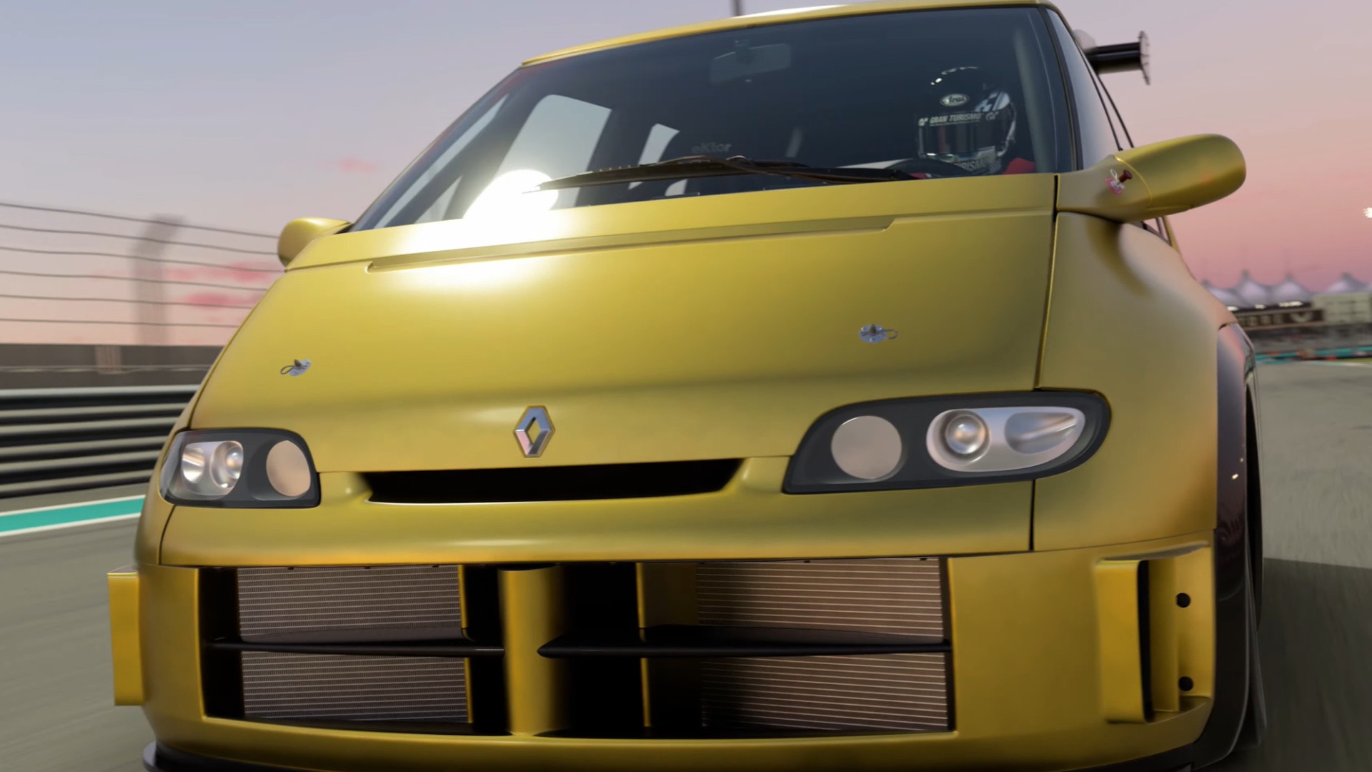 O verdadeiro destaque da atualização gratuita de Gran Turismo 7 é uma minivan de 312 km/h