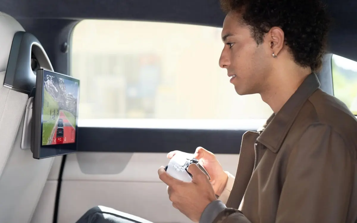 Sony e Honda lançam carro com PlayStation Remote Play