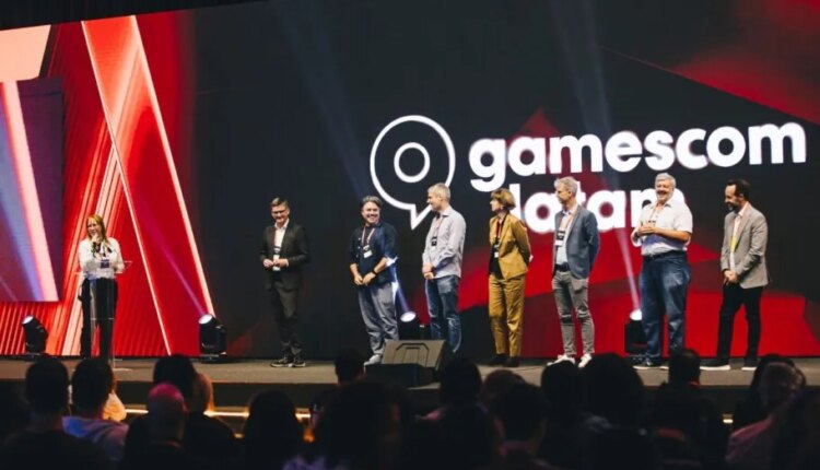 Fotografia do palco da gamescom latam 2025